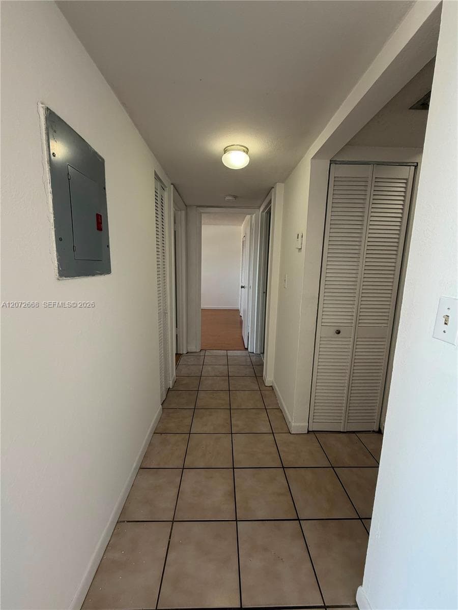 8145 NW 7th St # 406, Miami, FL 33126 photo 3