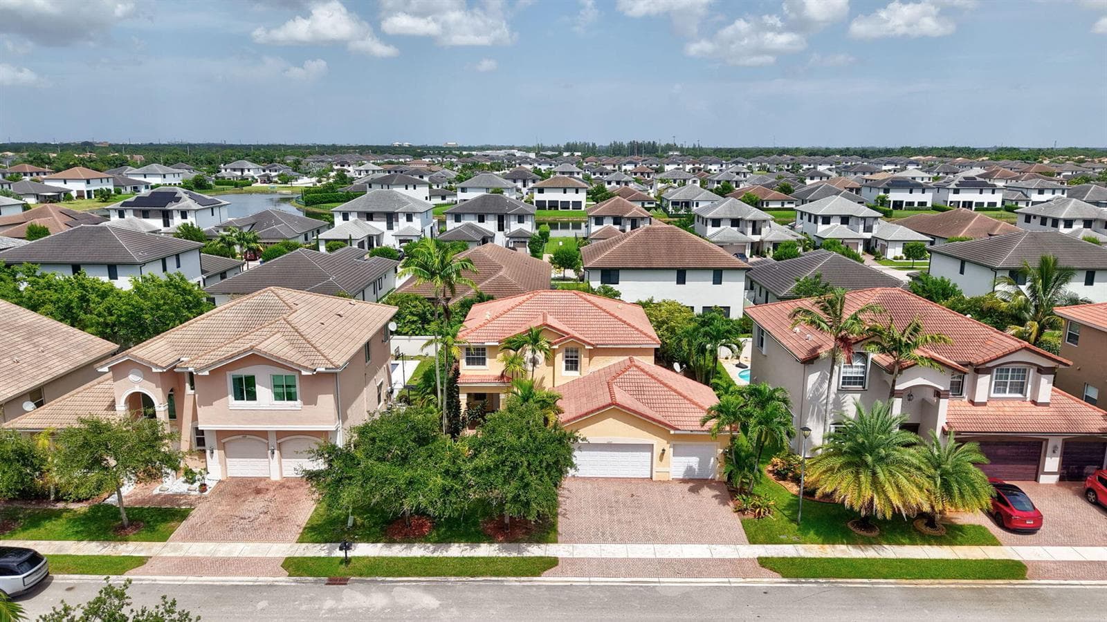 4225 SW 179TH Way, Miramar, FL 33029 photo 2