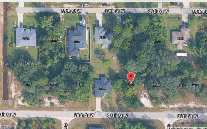 2516 W 38TH ST, Lehigh Acres, FL 33971 photo 2