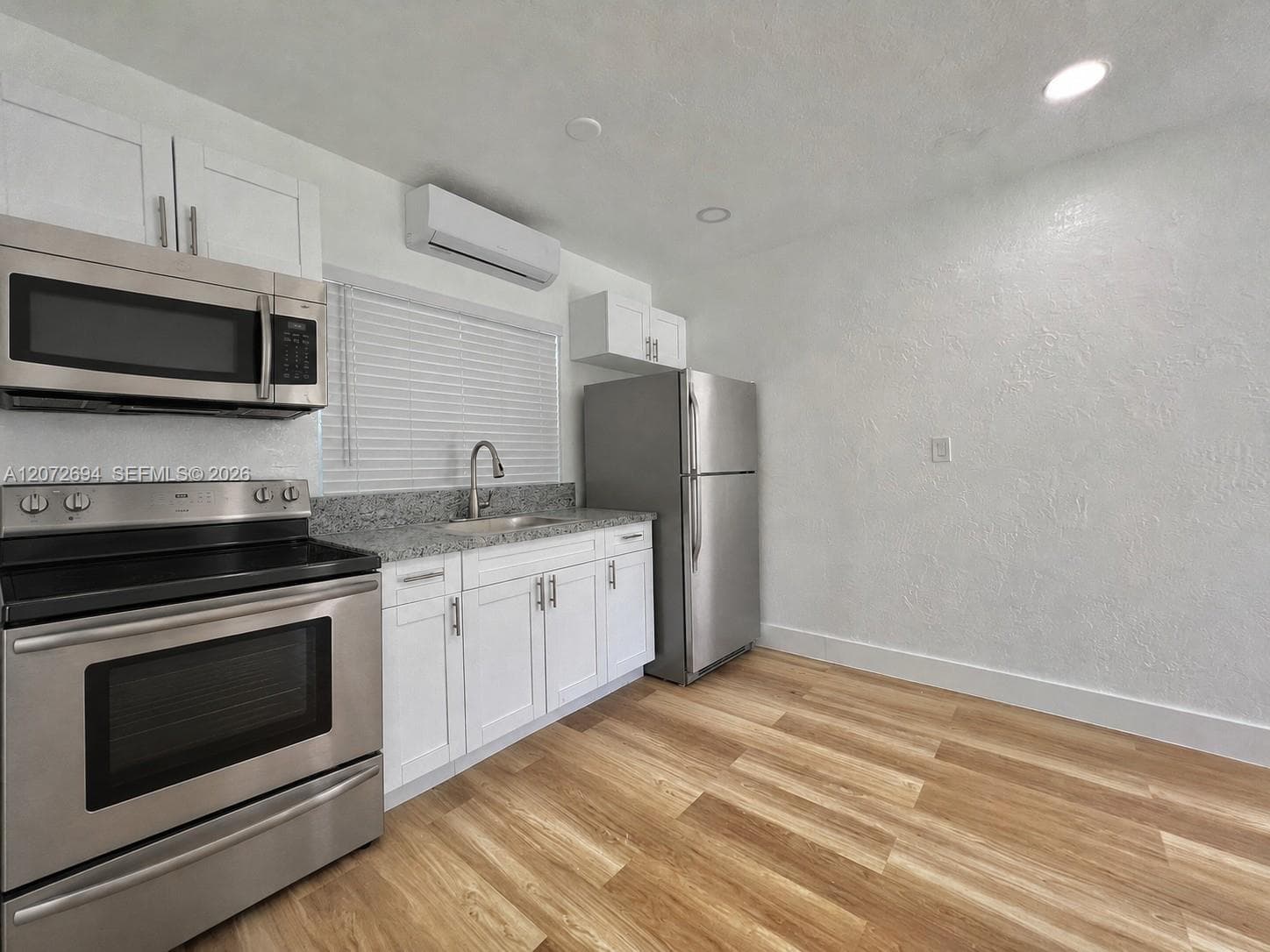 12906 NE 6th Ave # 6, North Miami, FL 33161 photo 4