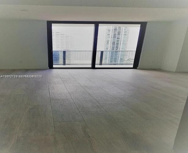 45 SW 9th St # 2102, Miami, FL 33130 photo 2