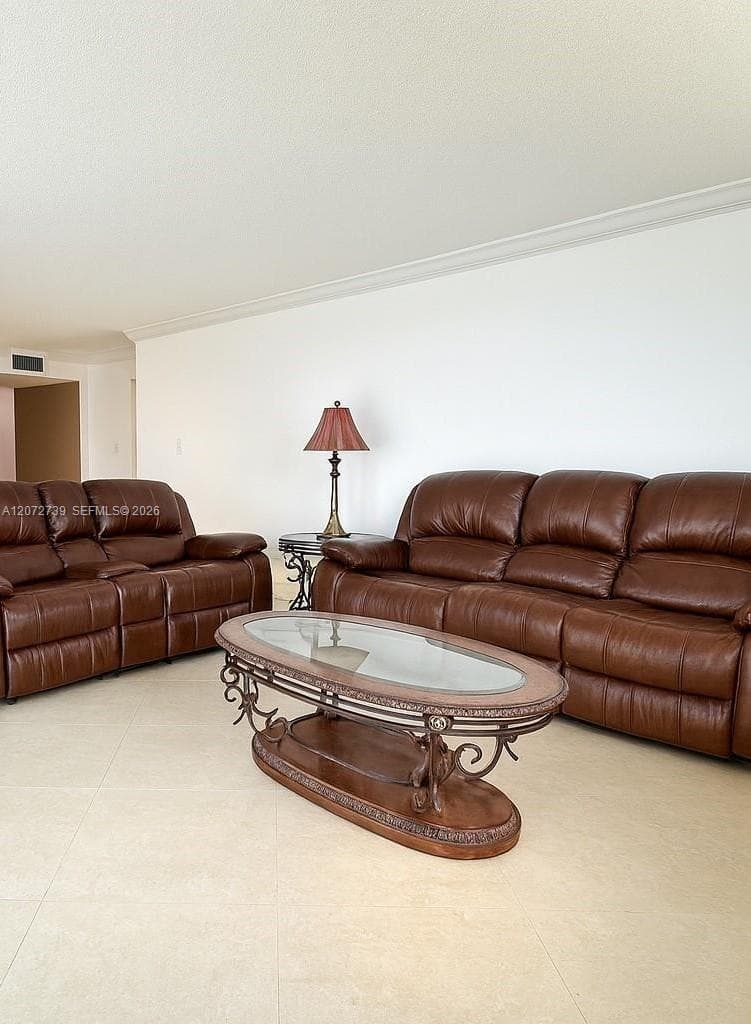 2780 NE 183rd St # 717, Aventura, FL 33160 photo 3