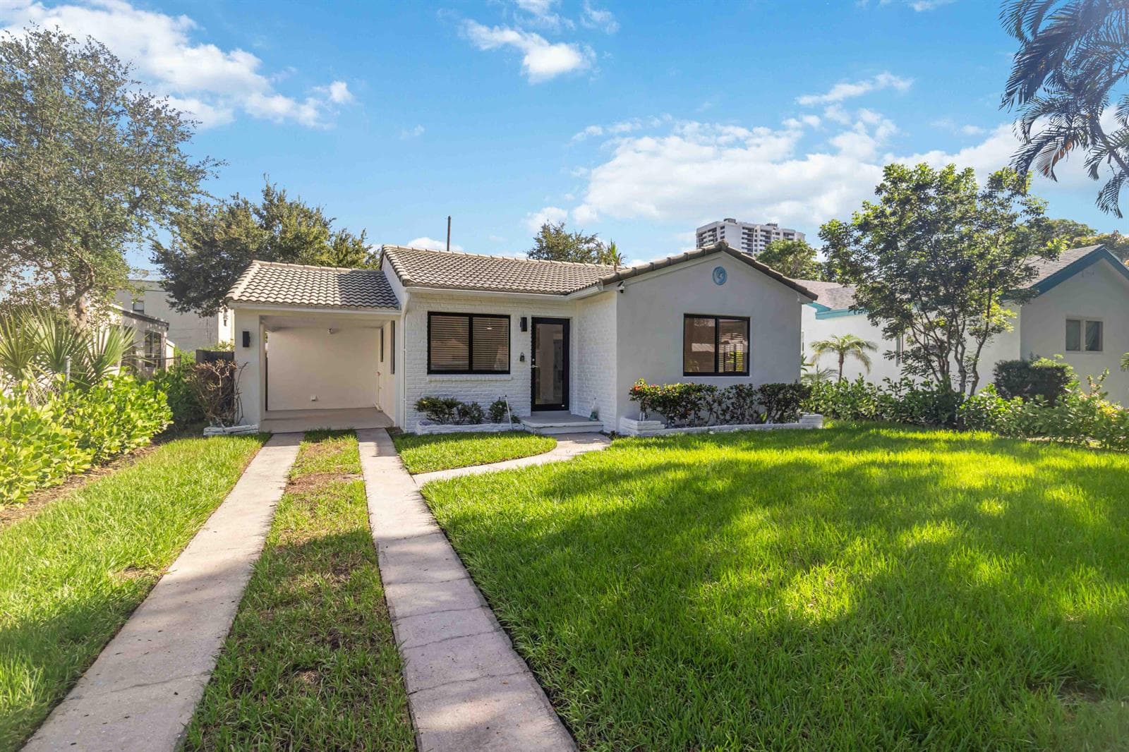 431 52nd Street, West Palm Beach, FL 33407 photo 2