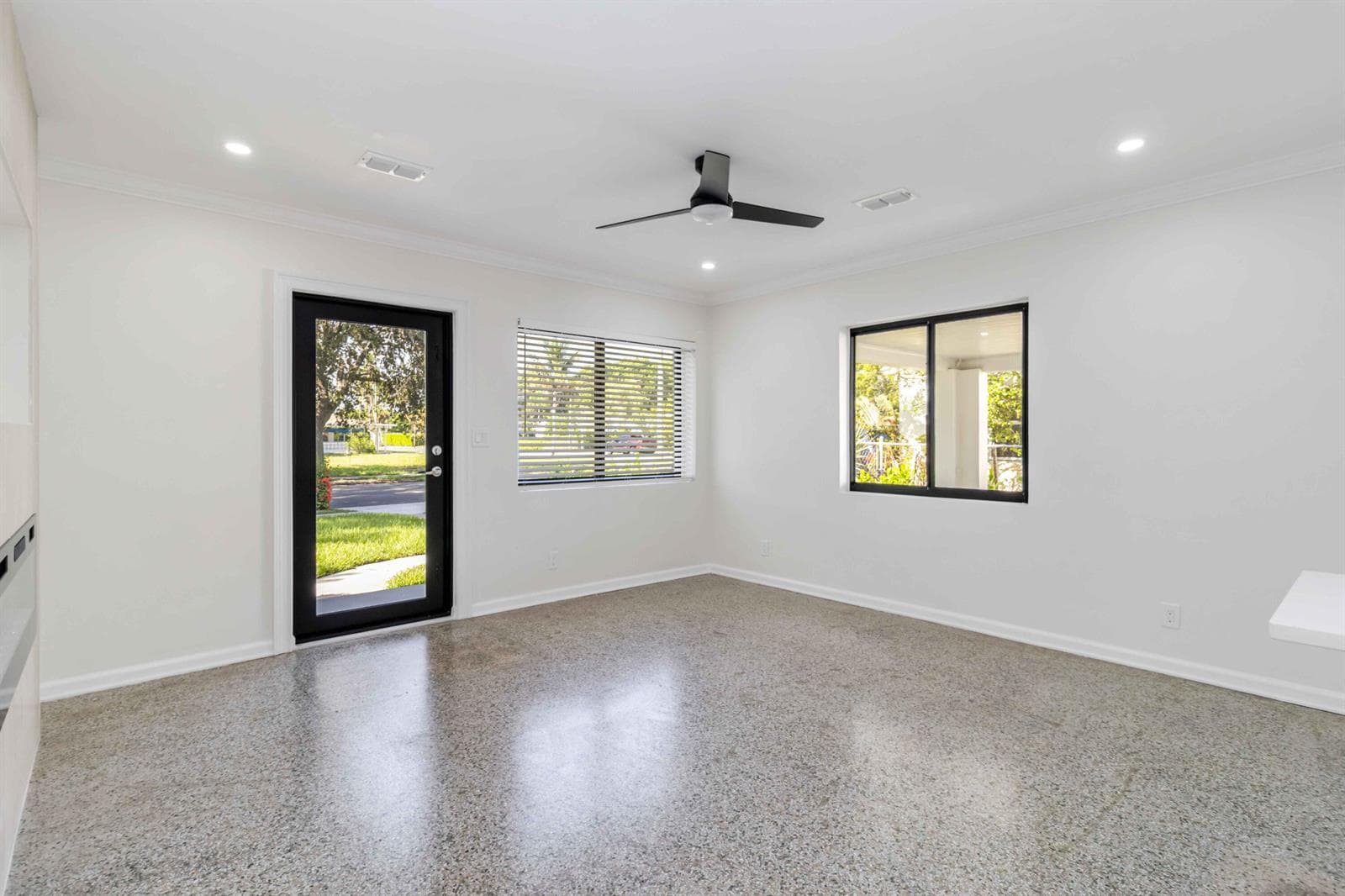431 52nd Street, West Palm Beach, FL 33407 photo 5