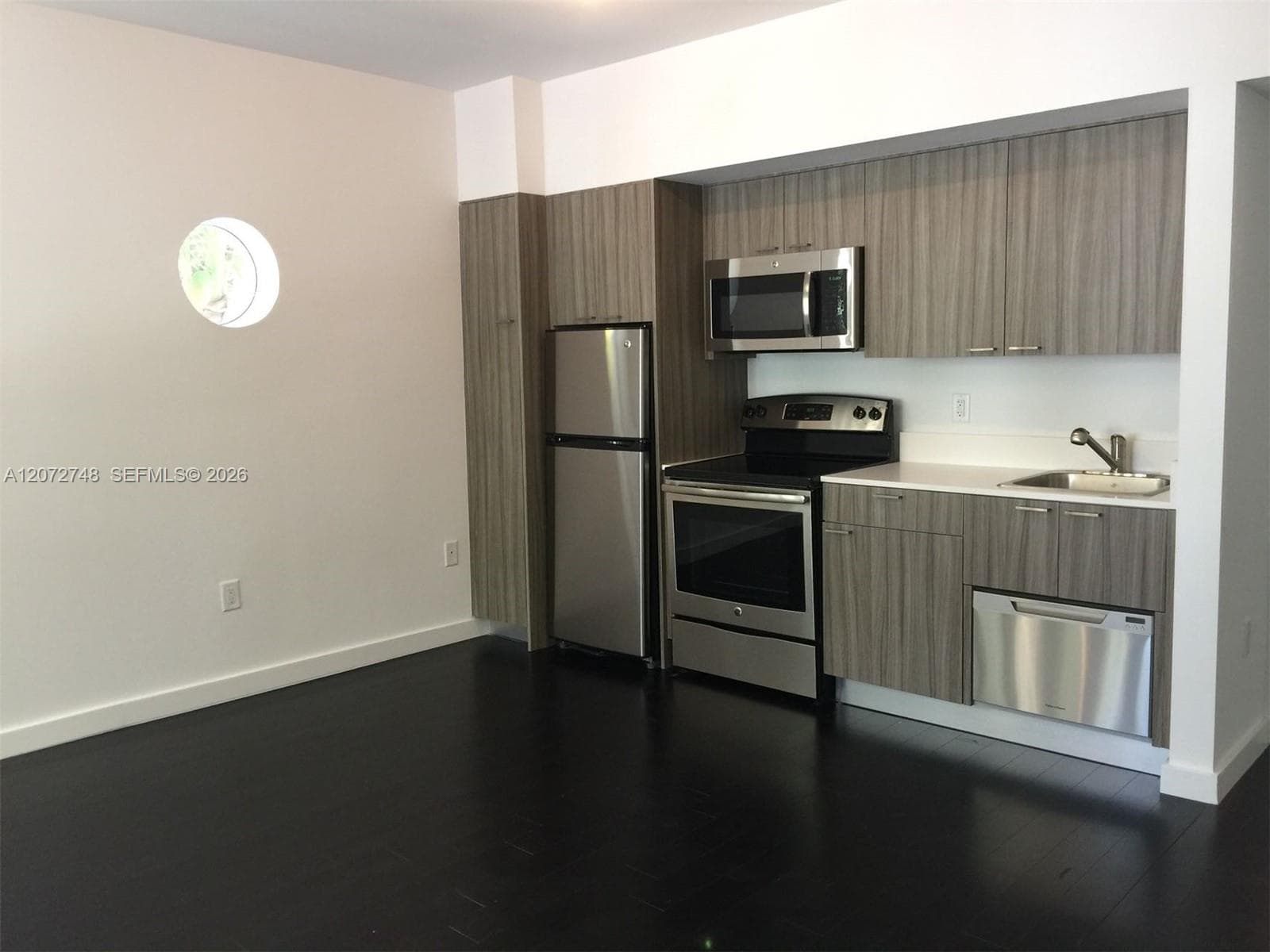 551 Michigan Ave # 122, Miami Beach, FL 33139 photo 3