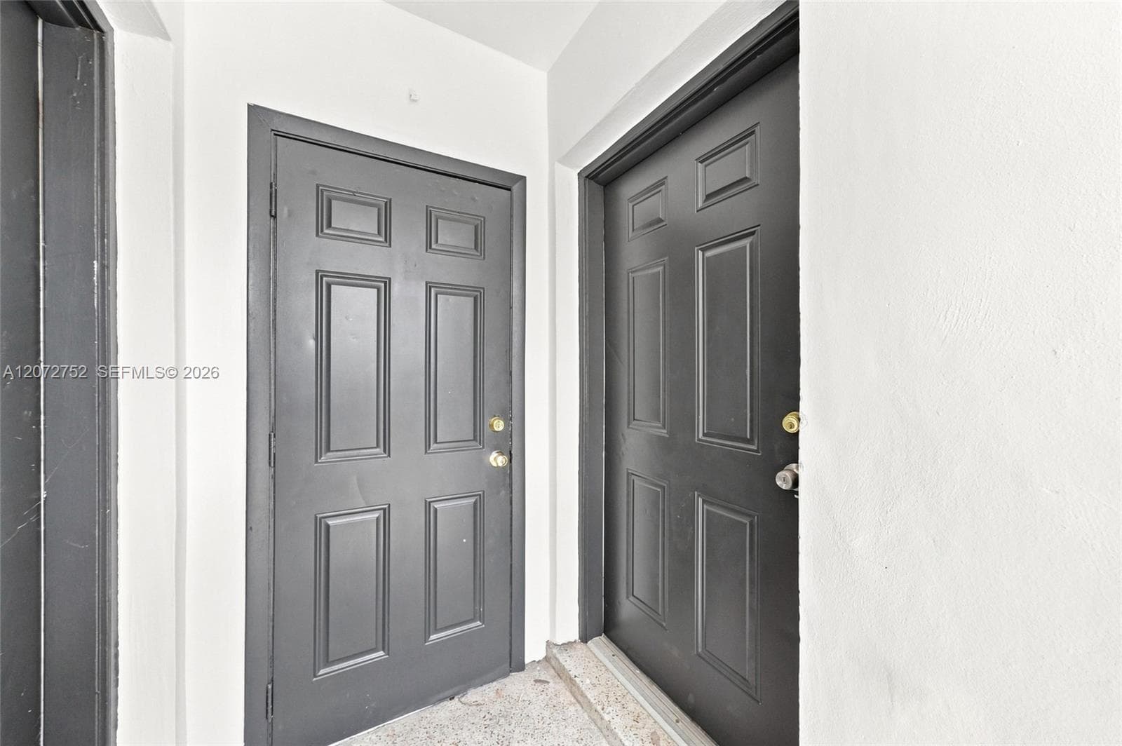 219 NW 10th Ave # APT #4, Miami, FL 33128 photo 2