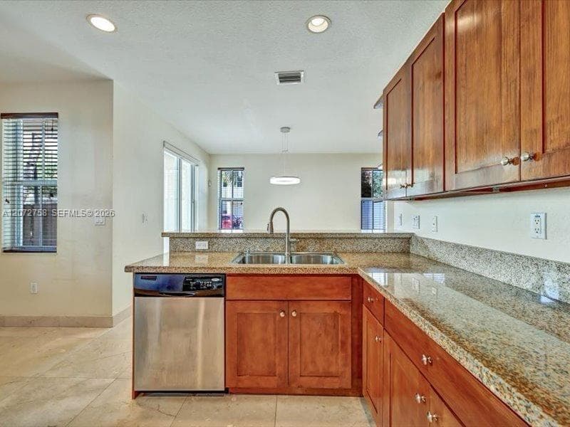 7490 NW 115th Ct, Doral, FL 33178 photo 3