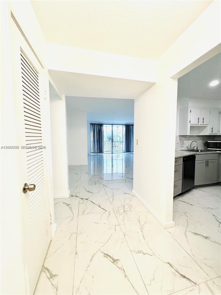 1710 NE 191st St # 307-3, Miami, FL 33179 photo 4