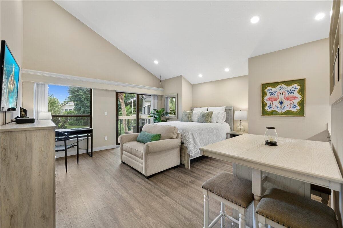 11863 Wimbledon Circle # 543, Wellington, FL 33414 photo 2