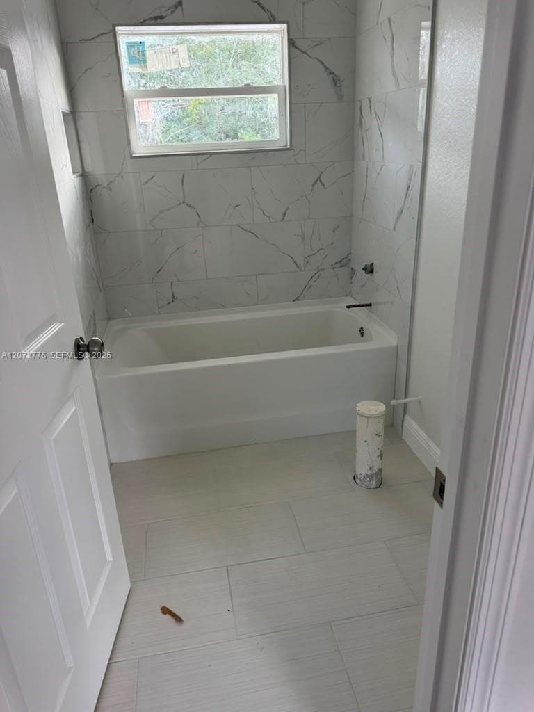 220 E CANAL WAY NE, Lake Placid, FL 33852 photo 3