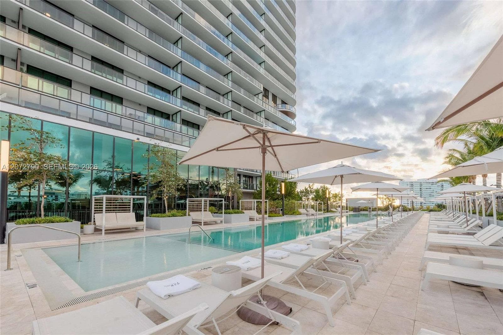 580 72nd St # 1012, Miami Beach, FL 33141 photo 2