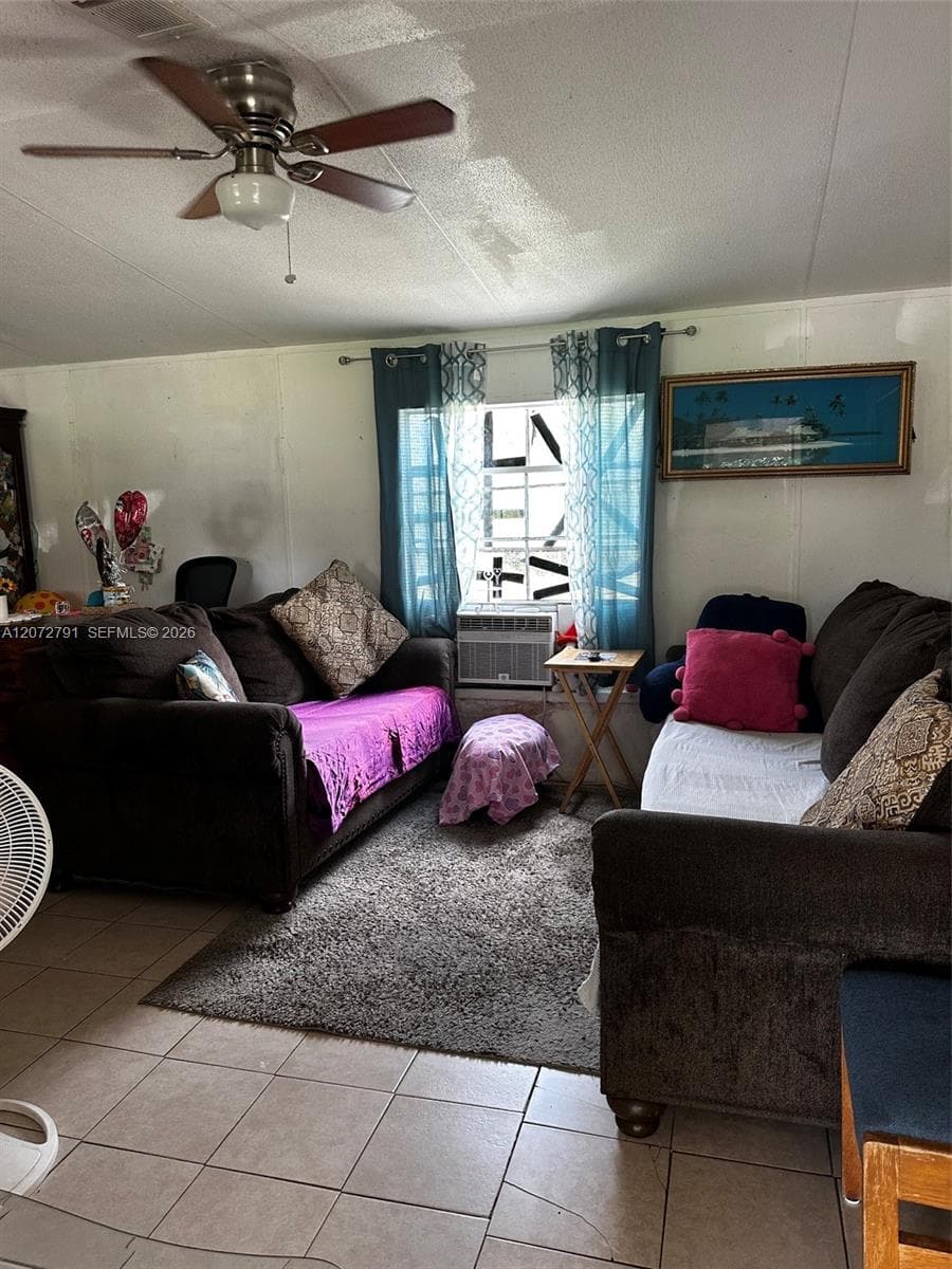 635 N FRONDA, Clewiston, FL 33440 photo 2