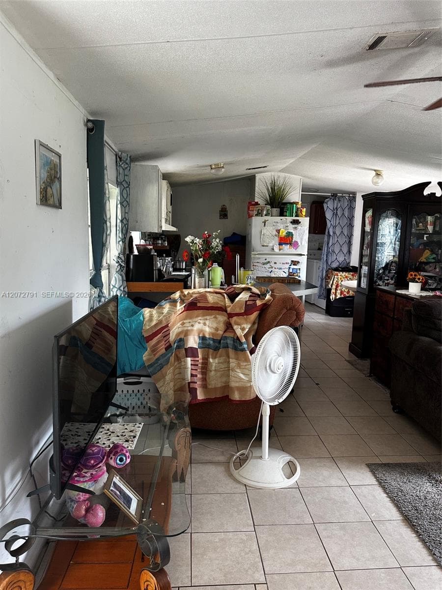 635 N FRONDA, Clewiston, FL 33440 photo 3
