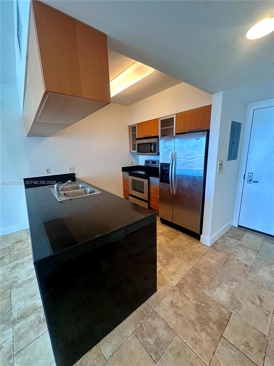 1750 N Bayshore Dr # 2406, Miami, FL 33132