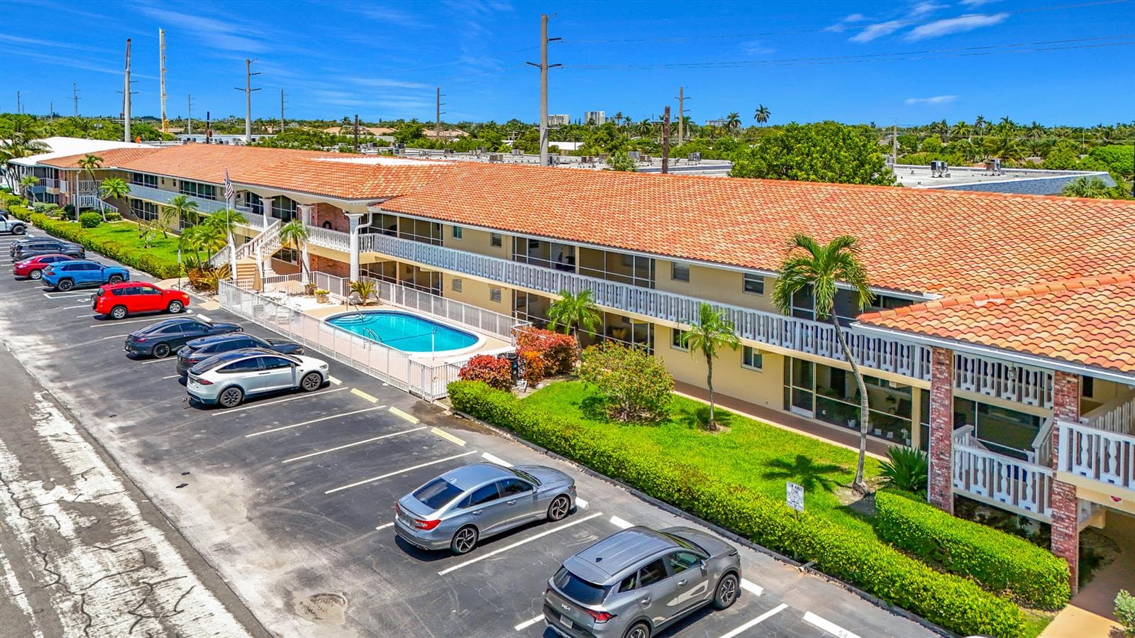 2121 NE 68th Street # 109, Fort Lauderdale, FL 33308 photo 2