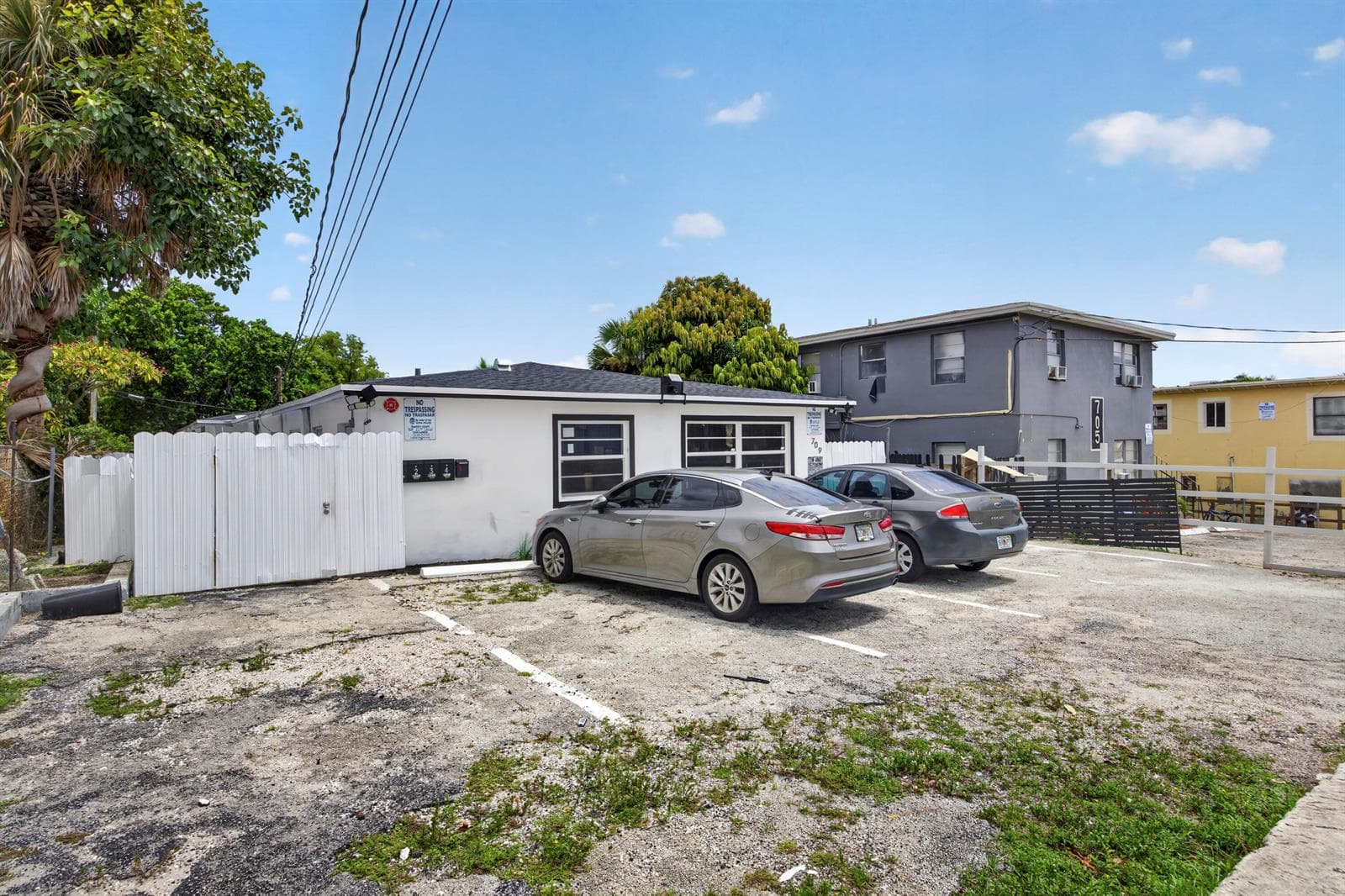 709 13TH Street, West Palm Beach, FL 33401 photo 2