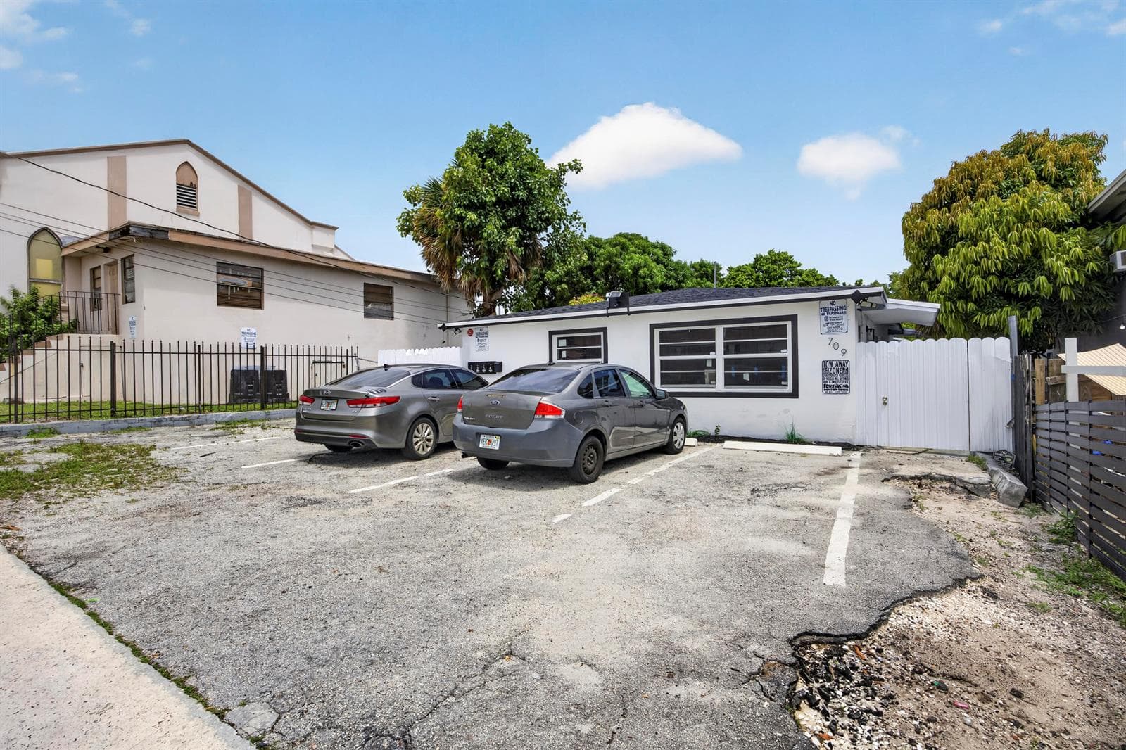 709 13TH Street, West Palm Beach, FL 33401 photo 3