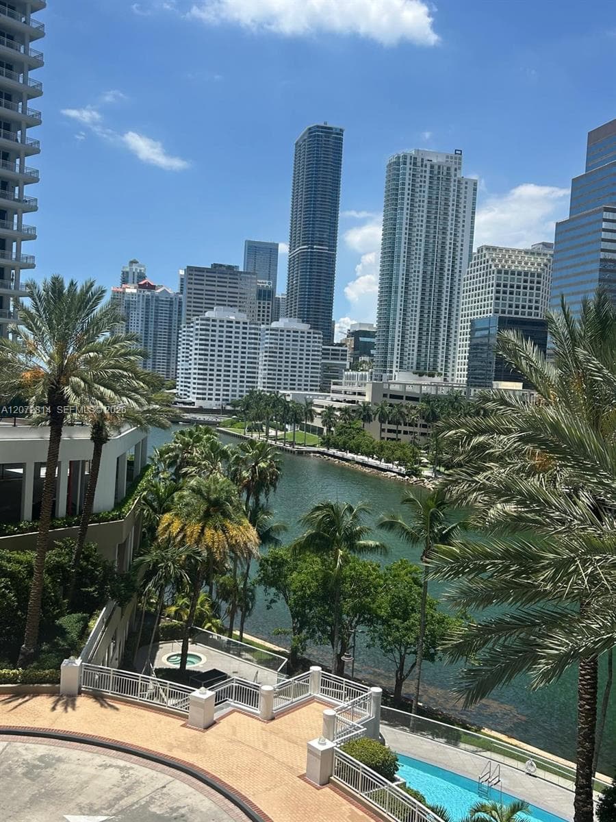 901 Brickell Key Blvd # 702, Miami, FL 33131 photo 3