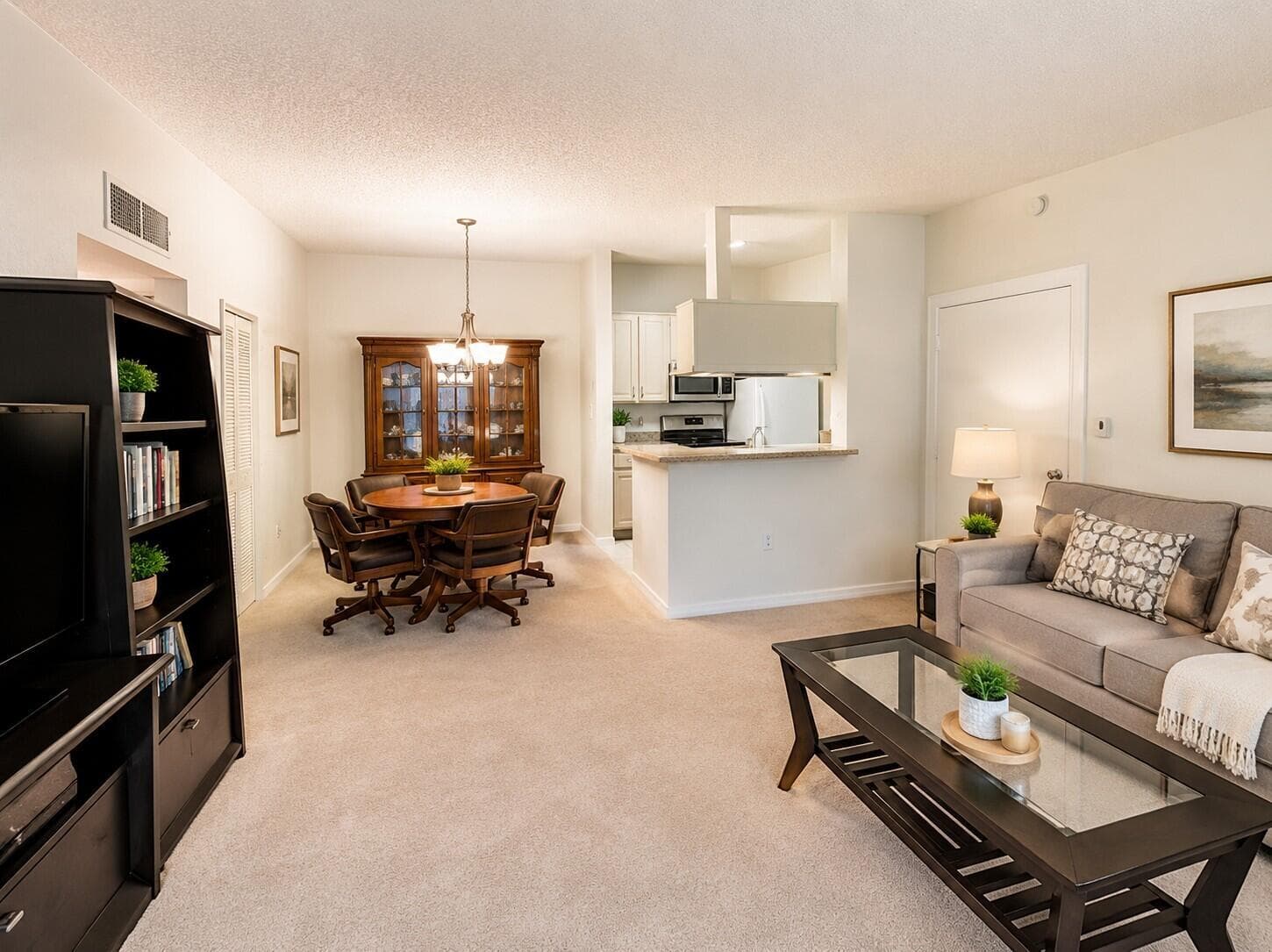 9690 S BELFORT Circle # 215, Tamarac, FL 33321 photo 2