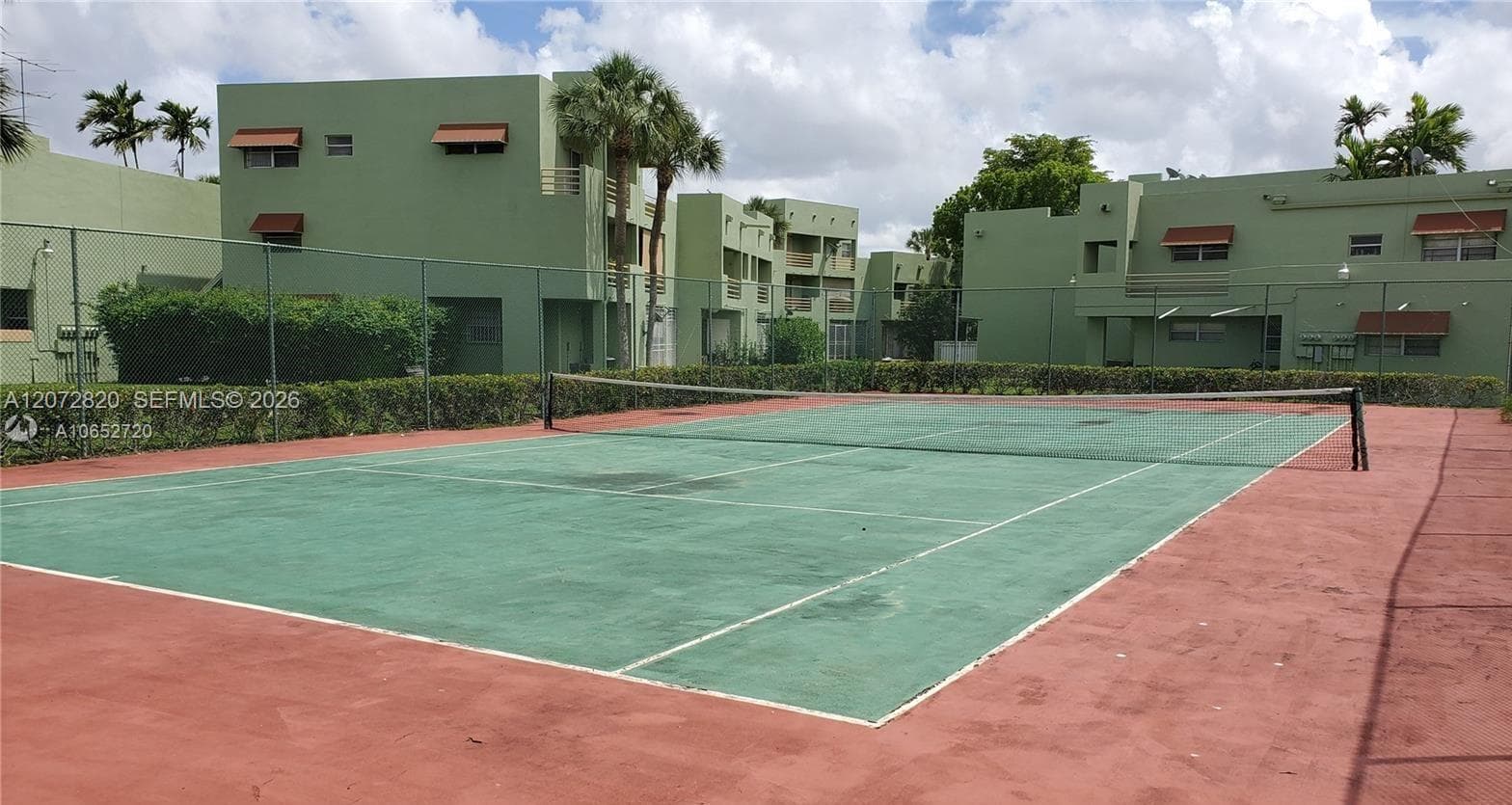 11021 NW 7th St # 202-9, Miami, FL 33172 photo 4