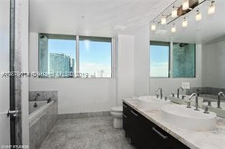 244 Biscayne Blvd # 1102, Miami, FL 33132 photo 2