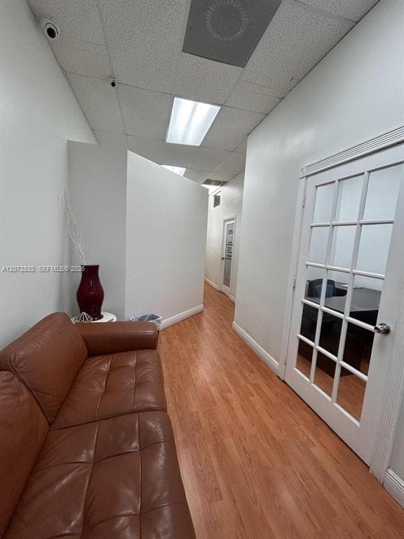 19300 W Dixie Hwy # 10, Miami, FL 33180