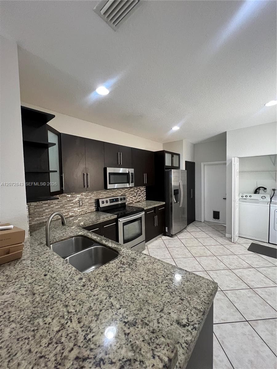 2445 Pasadena Way, Weston, FL 33327 photo 4
