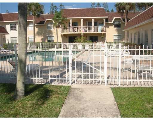 700 SE 2ND Avenue # 317, Deerfield Beach, FL 33441 photo 3