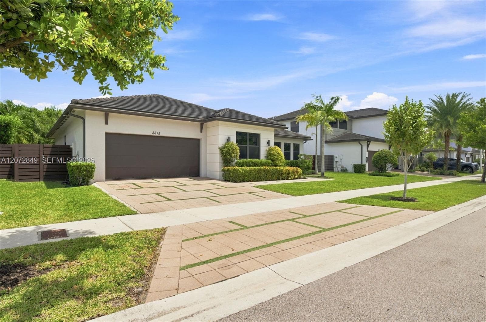8875 NW 161st Ter, Miami Lakes, FL 33018 photo 2