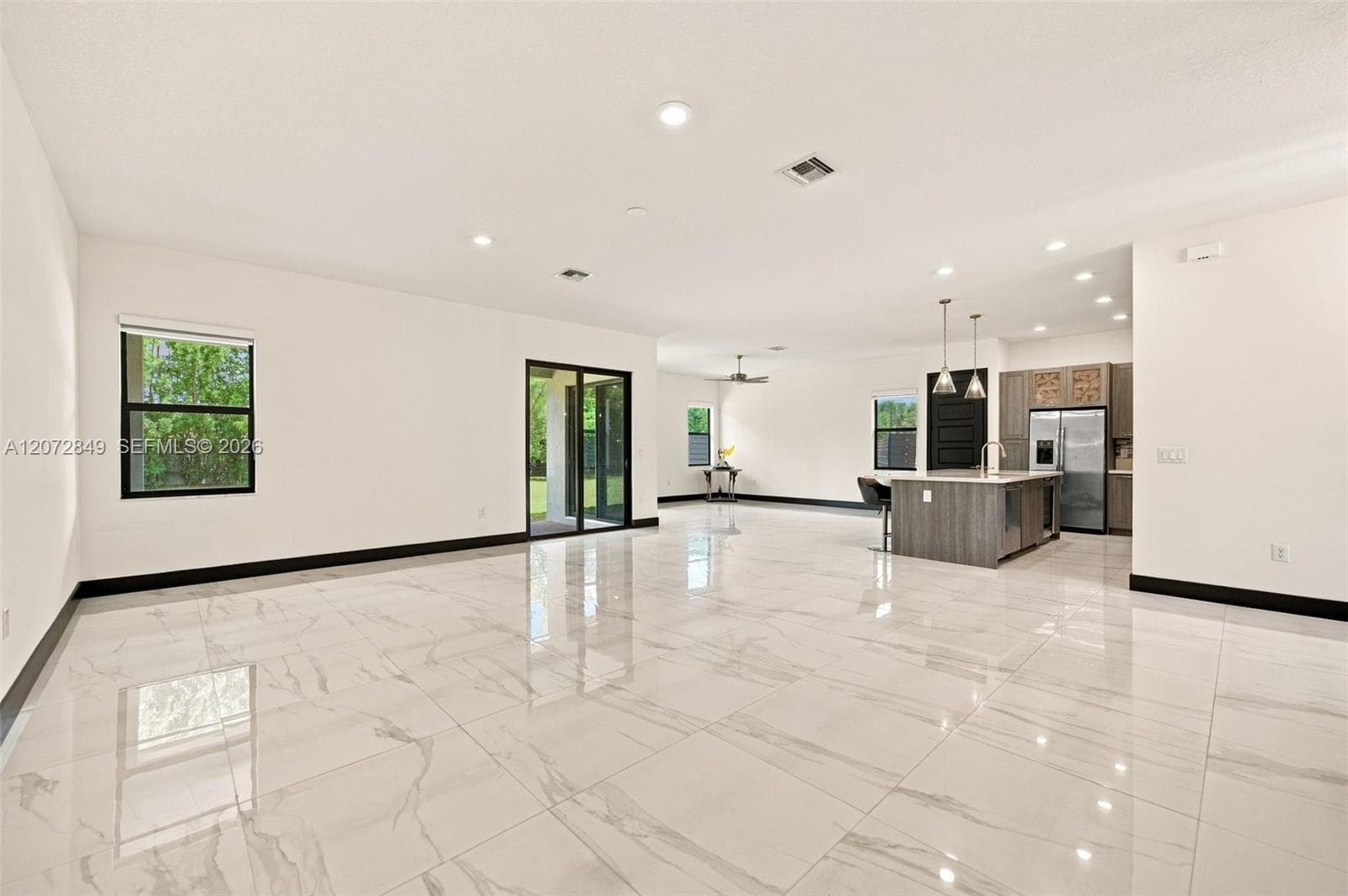 8875 NW 161st Ter, Miami Lakes, FL 33018 photo 5