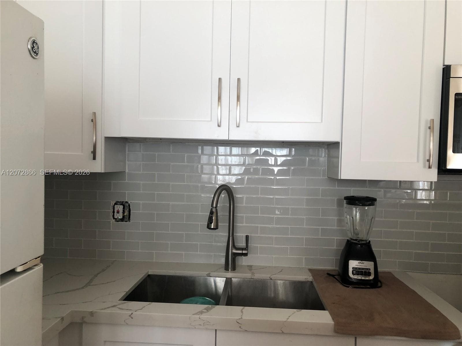 10831 NE 2nd Ct, Miami, FL 33161 photo 4