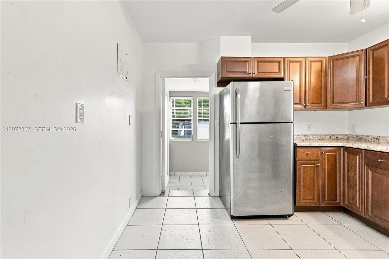 126 SE 4th St, Hallandale Beach, FL 33009 photo 5