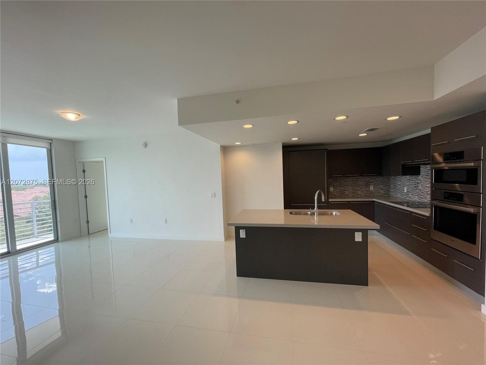 7875 NW 107th Ave # 409, Doral, FL 33178 photo 4