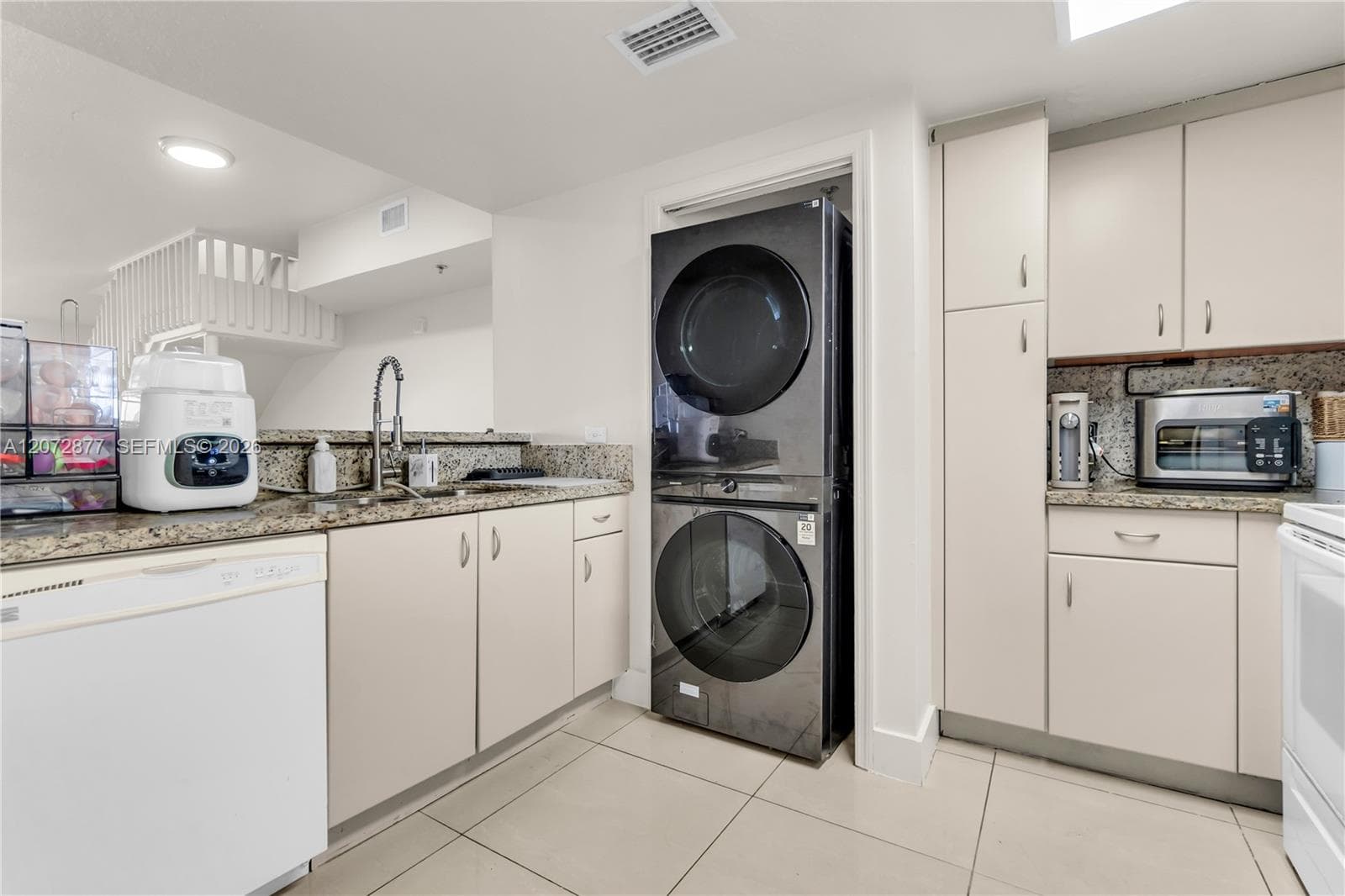 1650 Coral Way # PH-9, Miami, FL 33145 photo 3