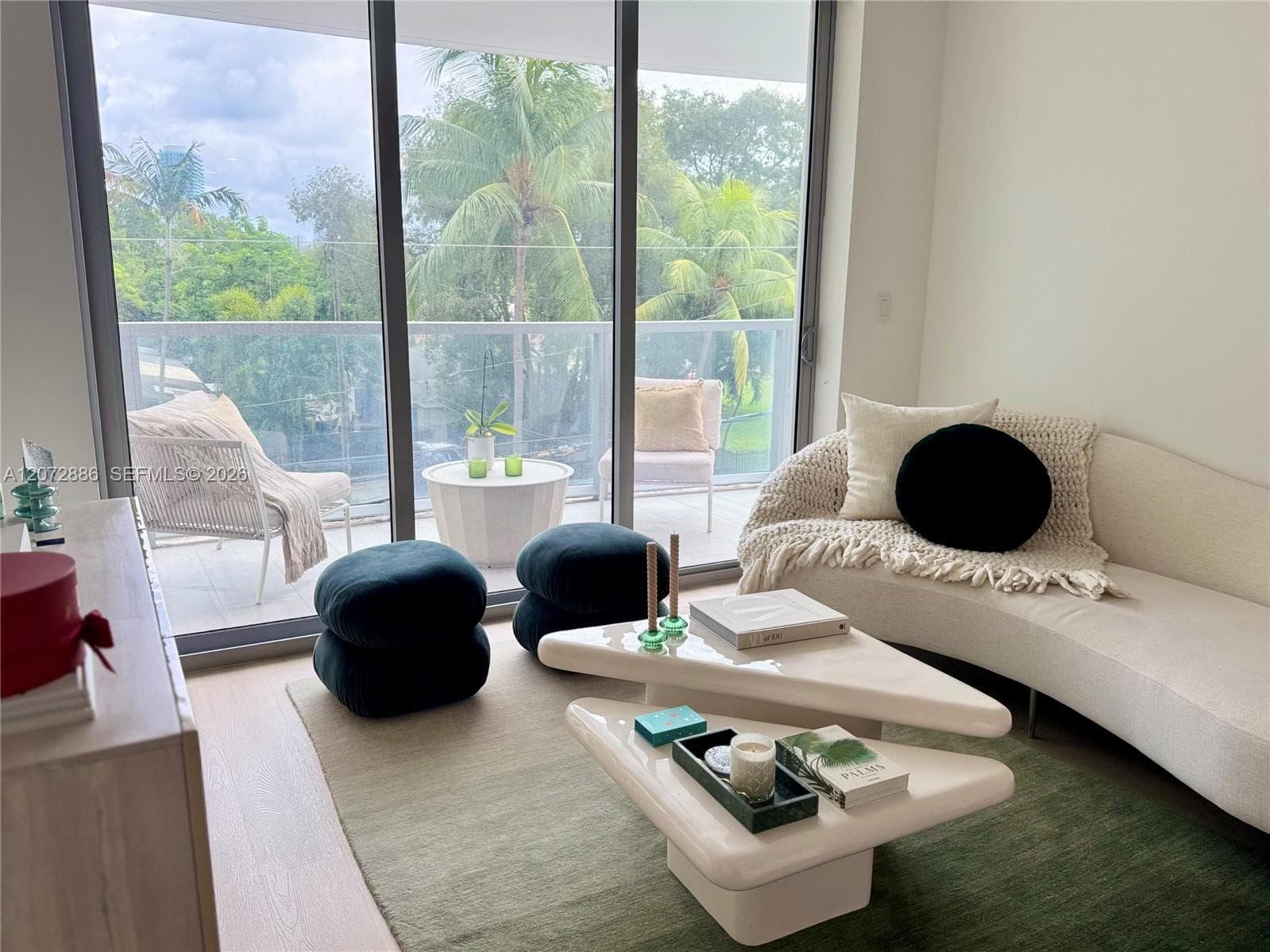 13800 Highland Dr # 307, North Miami Beach, FL 33181 photo 3