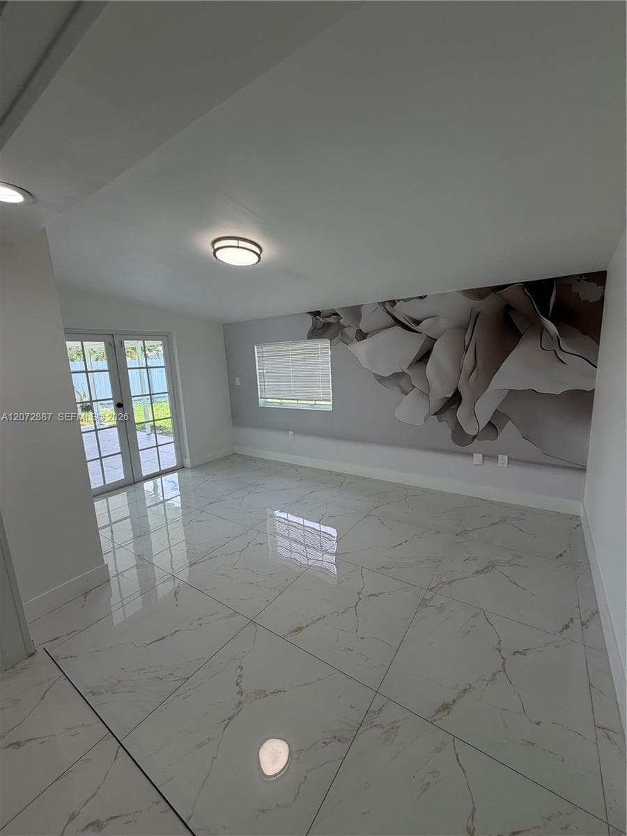 6480 W 13th Ave # NA, Hialeah, FL 33012 photo 2