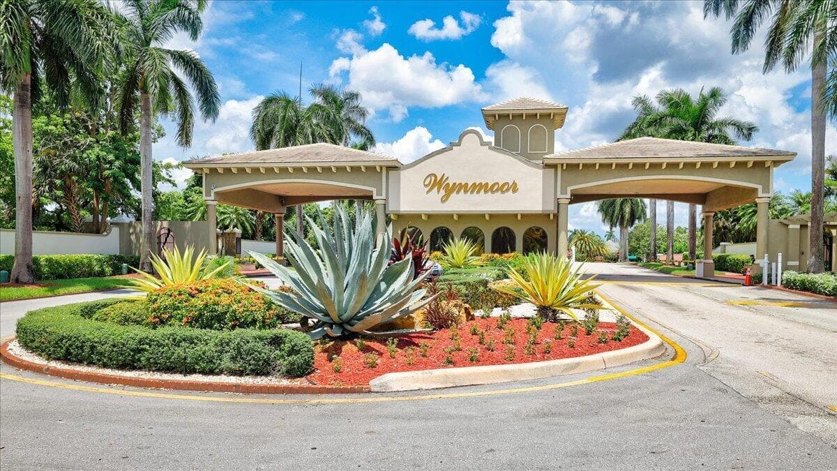 2304 LUCAYA Lane # C1, Coconut Creek, FL 33066