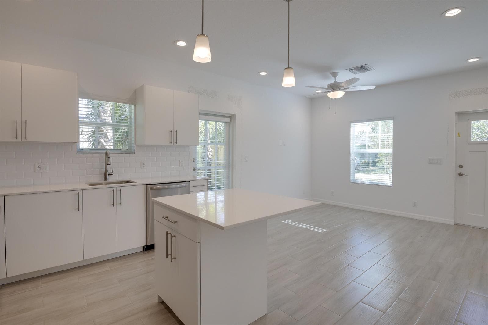 632 11th Street, West Palm Beach, FL 33401 photo 3