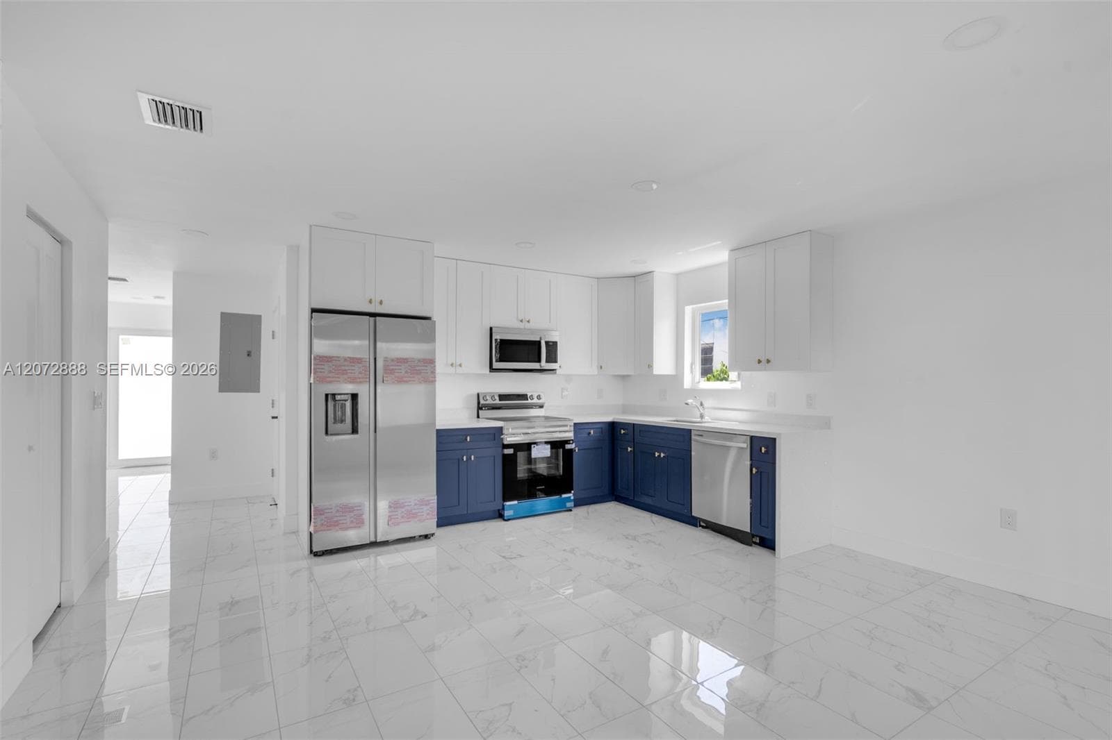 1629 NW 40th st, Miami, FL 33142 photo 5