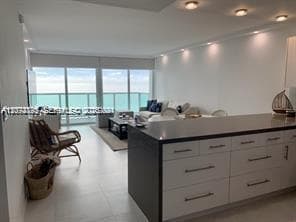 100 Bayview Dr # 2010, Sunny Isles Beach, FL 33160 photo 2