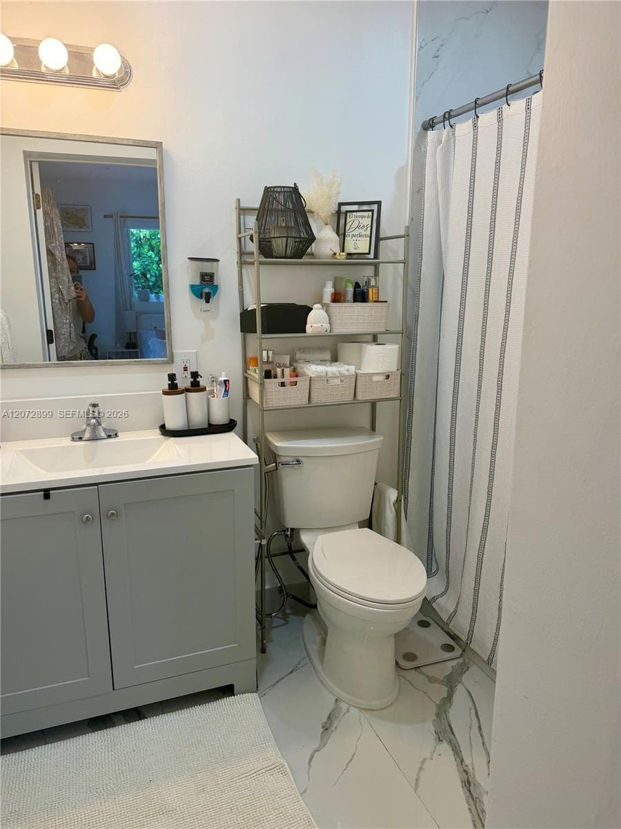 11821 SW 187th Ter # B, Miami, FL 33177 photo 5