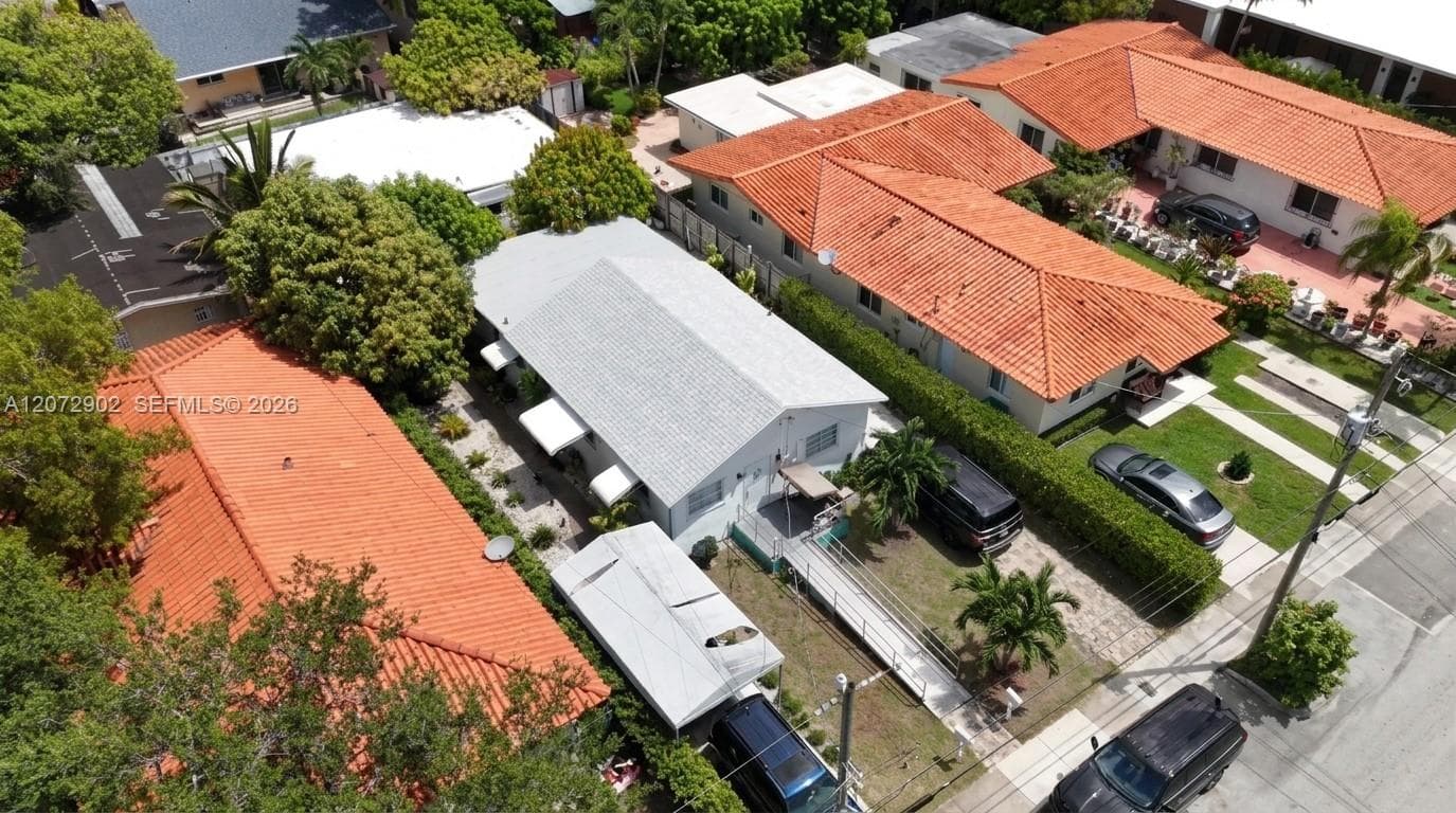 3085 & 3083 SW 17th St, Miami, FL 33145 photo 5