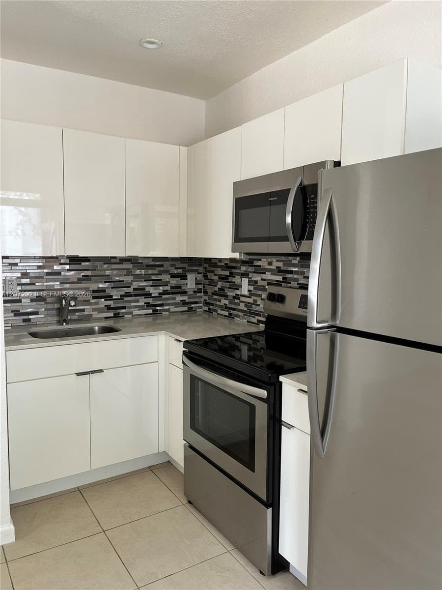 6331 NE 4th Ct # 1, Miami, FL 33138 photo 4