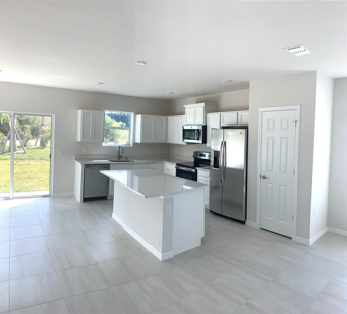 3804 LANCOVE Way, Fort Pierce, FL 34981 photo 4