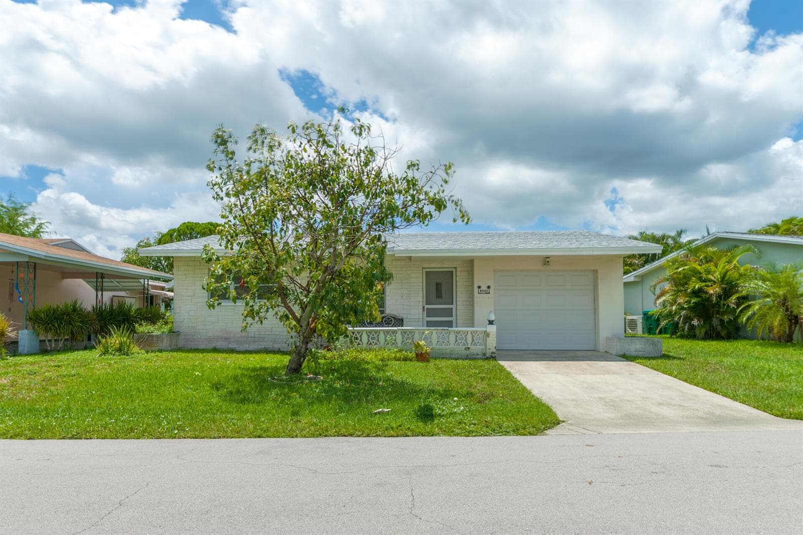 4500 NW 47th Court, Tamarac, FL 33319 photo 2