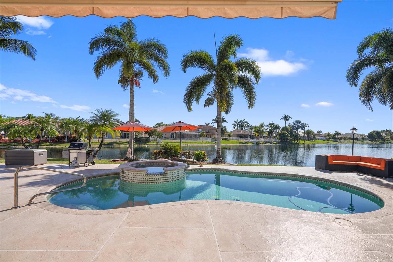 6691 Segovia Way, Pembroke Pines, FL 33331 photo 4