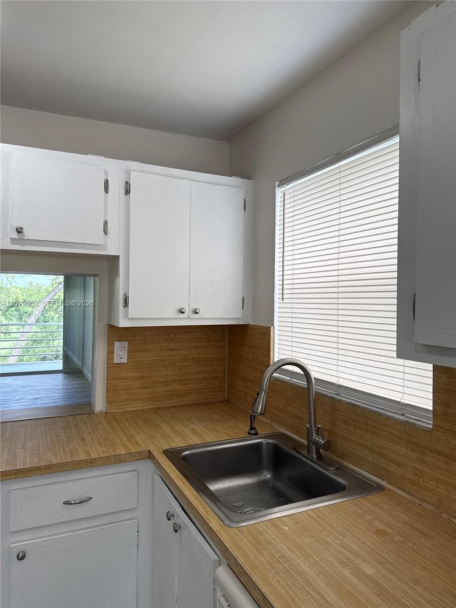 8380 Sands Point Blvd # J310, Tamarac, FL 33321 photo 2