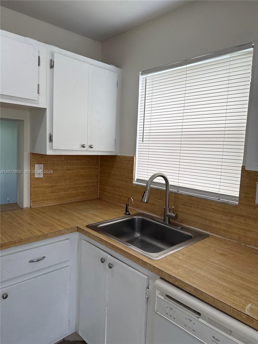 8380 Sands Point Blvd # J310, Tamarac, FL 33321 photo 4
