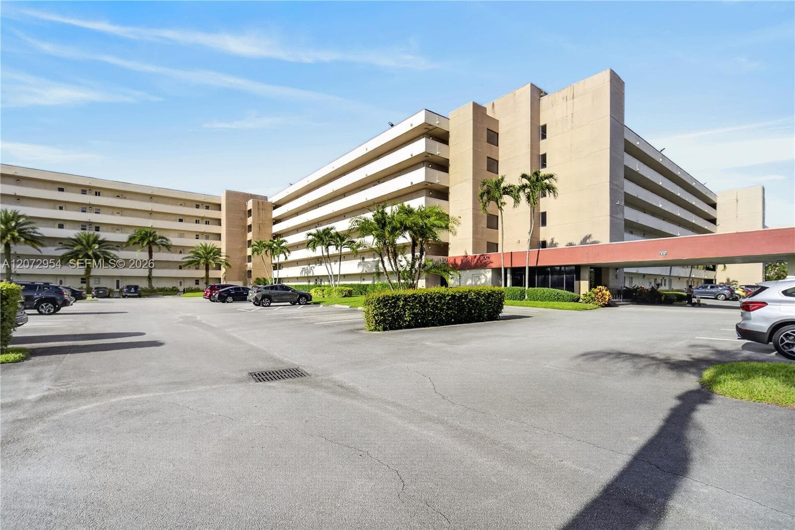 8900 Washington Blvd # 409, Pembroke Pines, FL 33025 photo 2