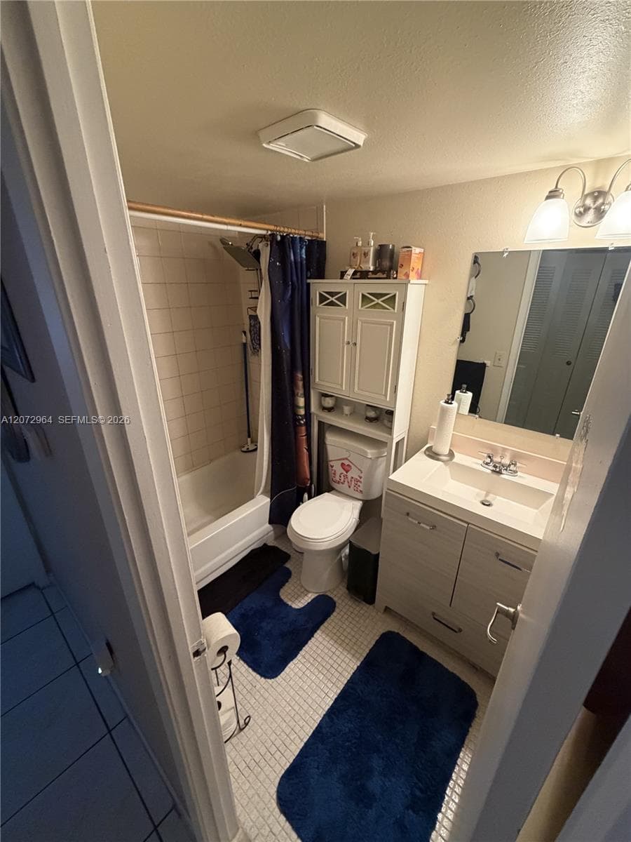 10350 SW 220th St # 241, Cutler Bay, FL 33190 photo 5